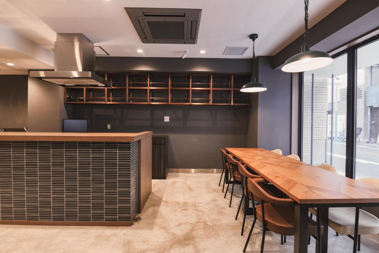 Wayfarer Shinsaibashi Hotel Osaka Bagian luar foto