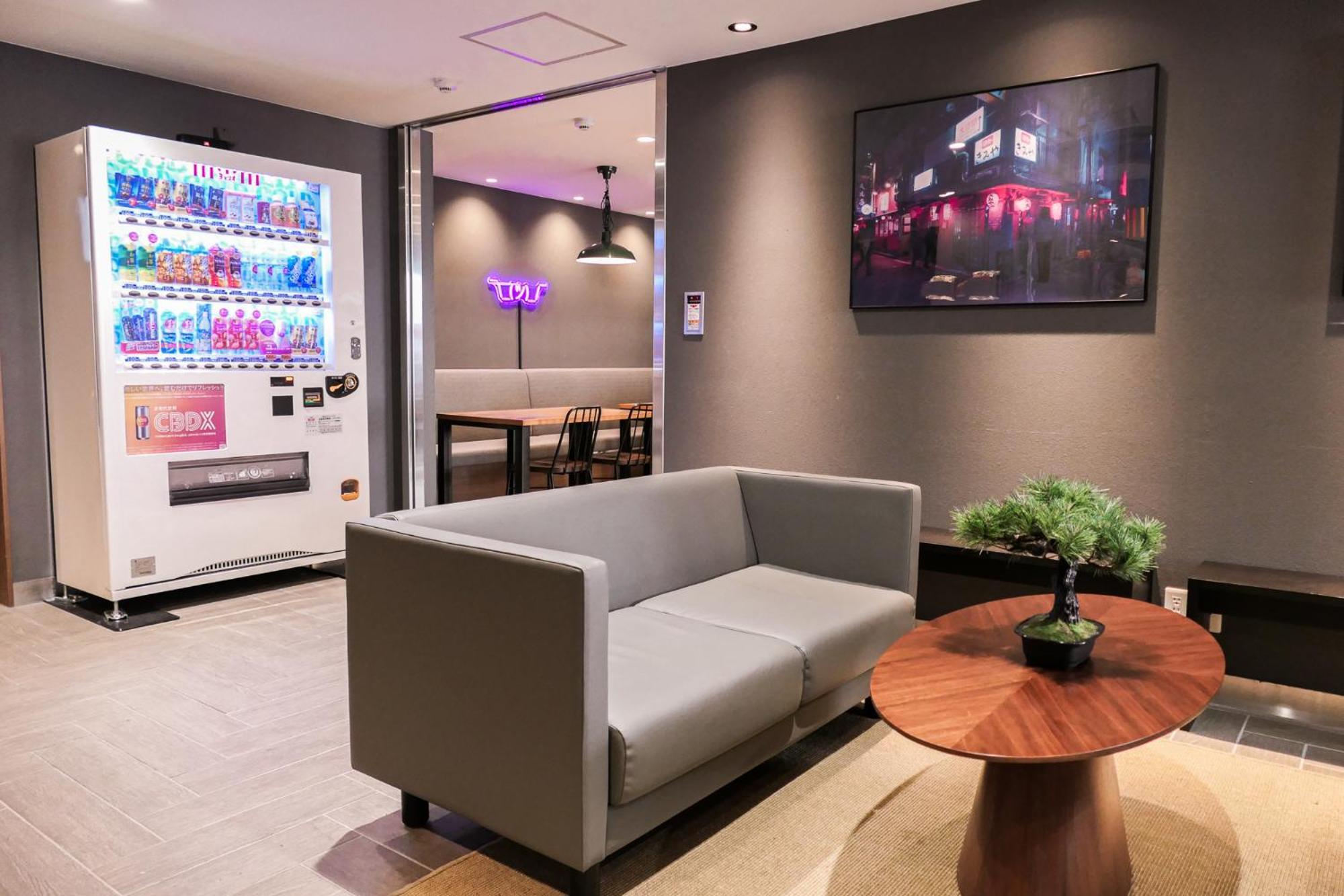 Wayfarer Shinsaibashi Hotel Osaka Bagian luar foto