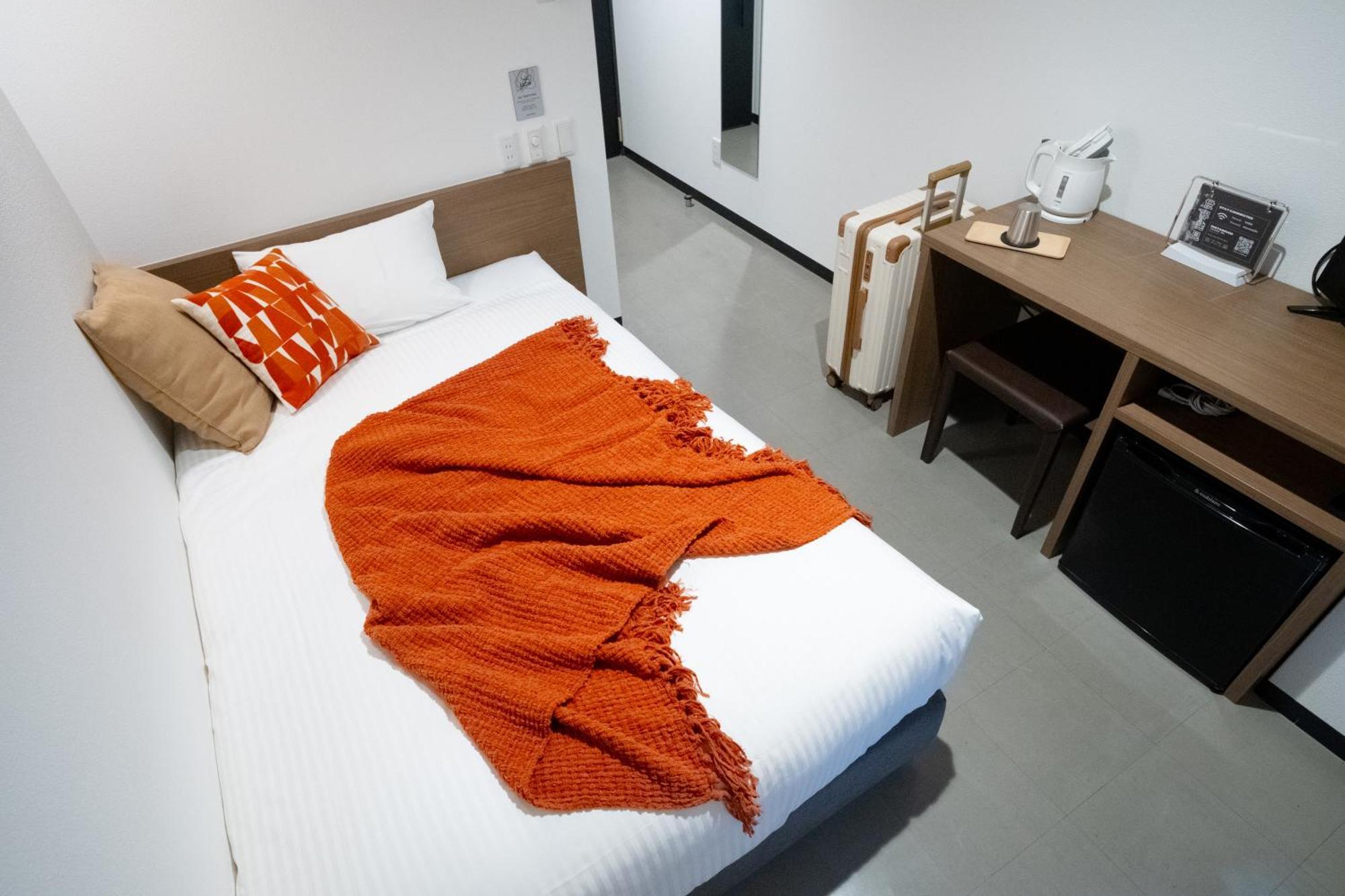 Wayfarer Shinsaibashi Hotel Osaka Bagian luar foto