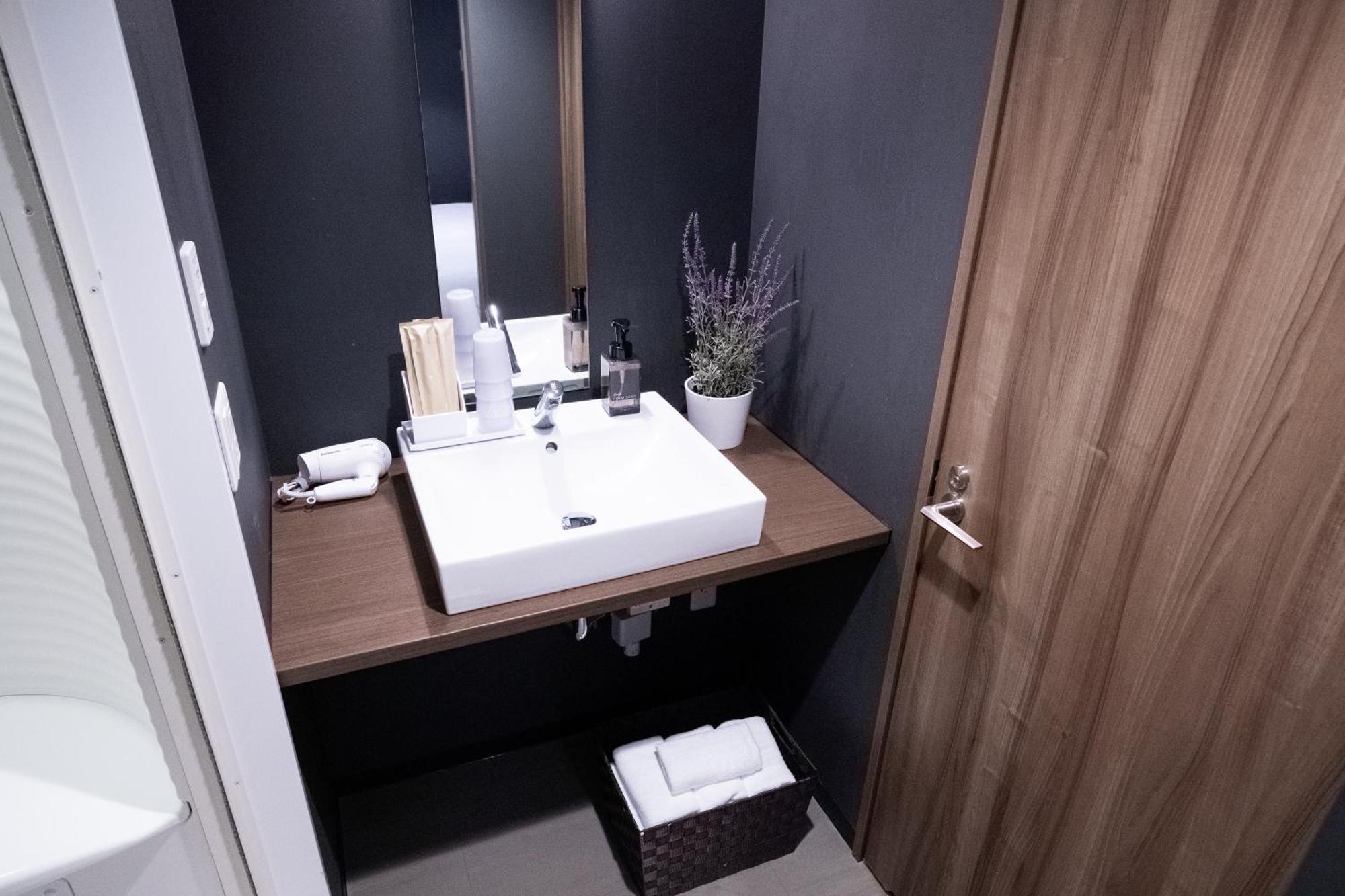 Wayfarer Shinsaibashi Hotel Osaka Ruang foto