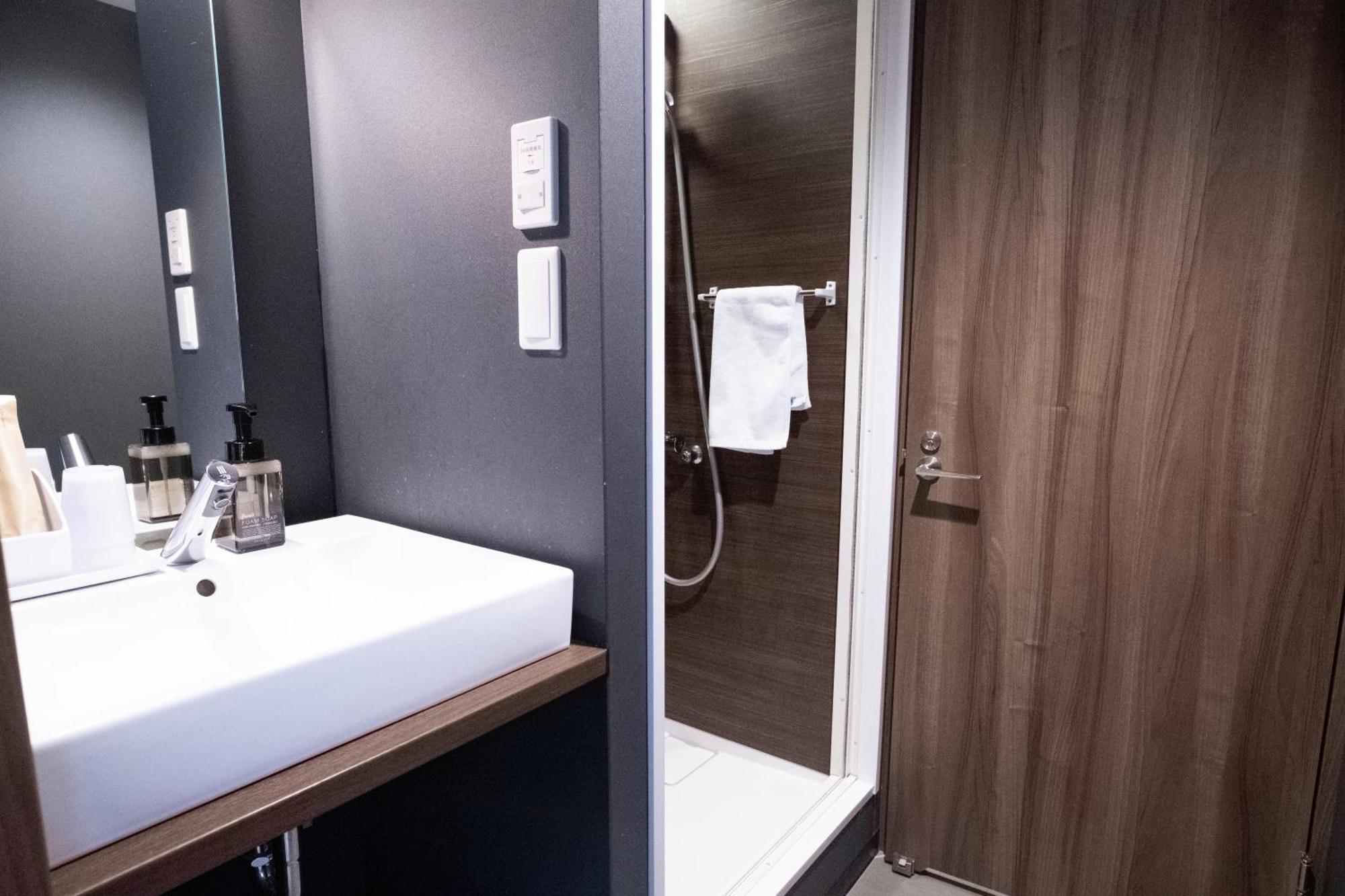 Wayfarer Shinsaibashi Hotel Osaka Ruang foto