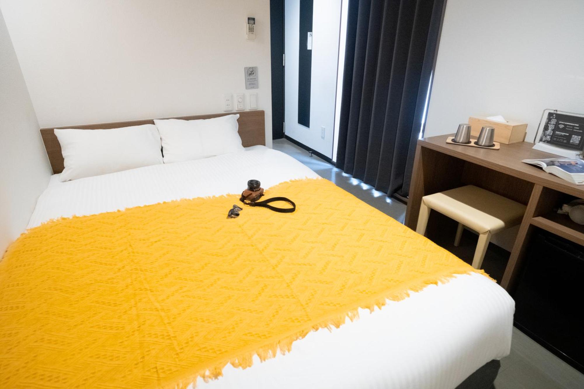 Wayfarer Shinsaibashi Hotel Osaka Bagian luar foto